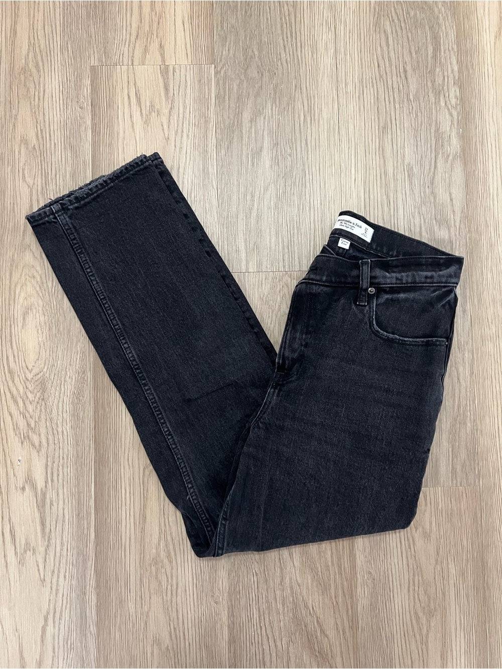 Abercrombie 90s Straight Ultra High Rise Curve Love Jeans 27 Black
